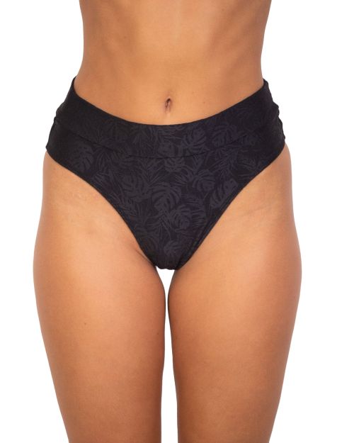 Vedetina Carmina Dubai