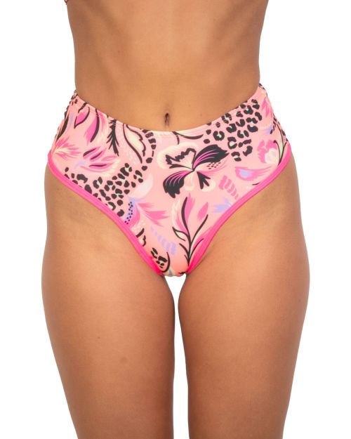 Vedetina Zar Estambul