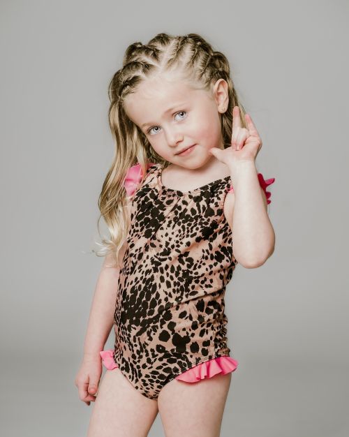 Entera Nena Hermosura Salvaje