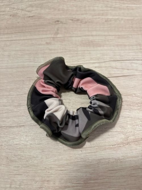 Scrunchie Beijo Oliva