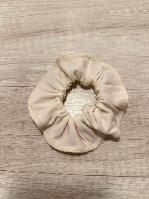 Scrunchie Off White