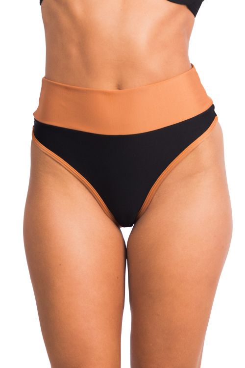 Bombacha Julia Black Cognac