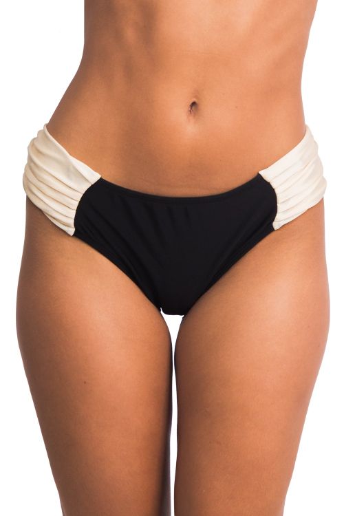 Bombacha Frunchi Vedetina Off White